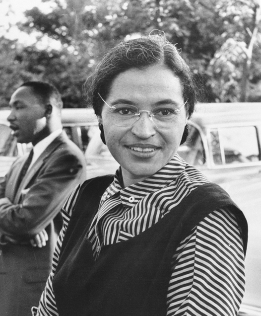 Portrait de Rosa Parks, jeune, de face, en noir et blanc