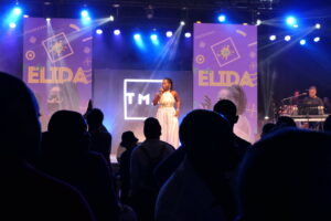 Elida Almeida sur la scène de TMA Festival